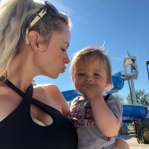 Meet your seller! :)